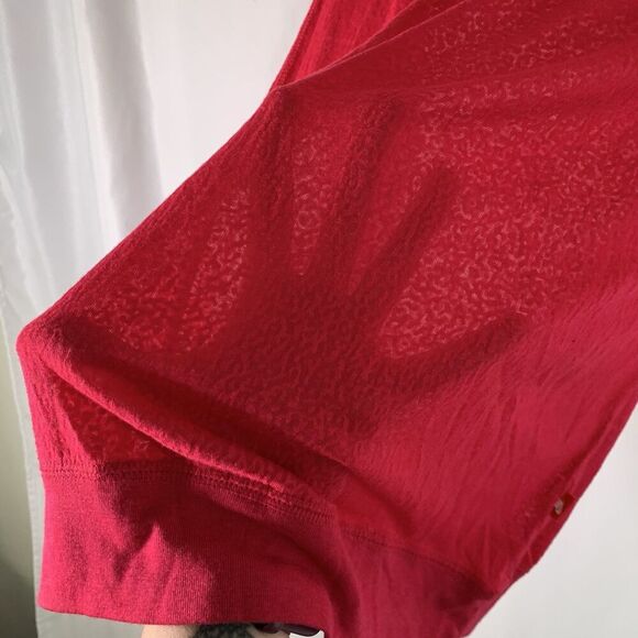 Nike Blouse Women's Small Pink Textured Semi Sheer Long Sleeve Round Neck - Picture 7 of 13